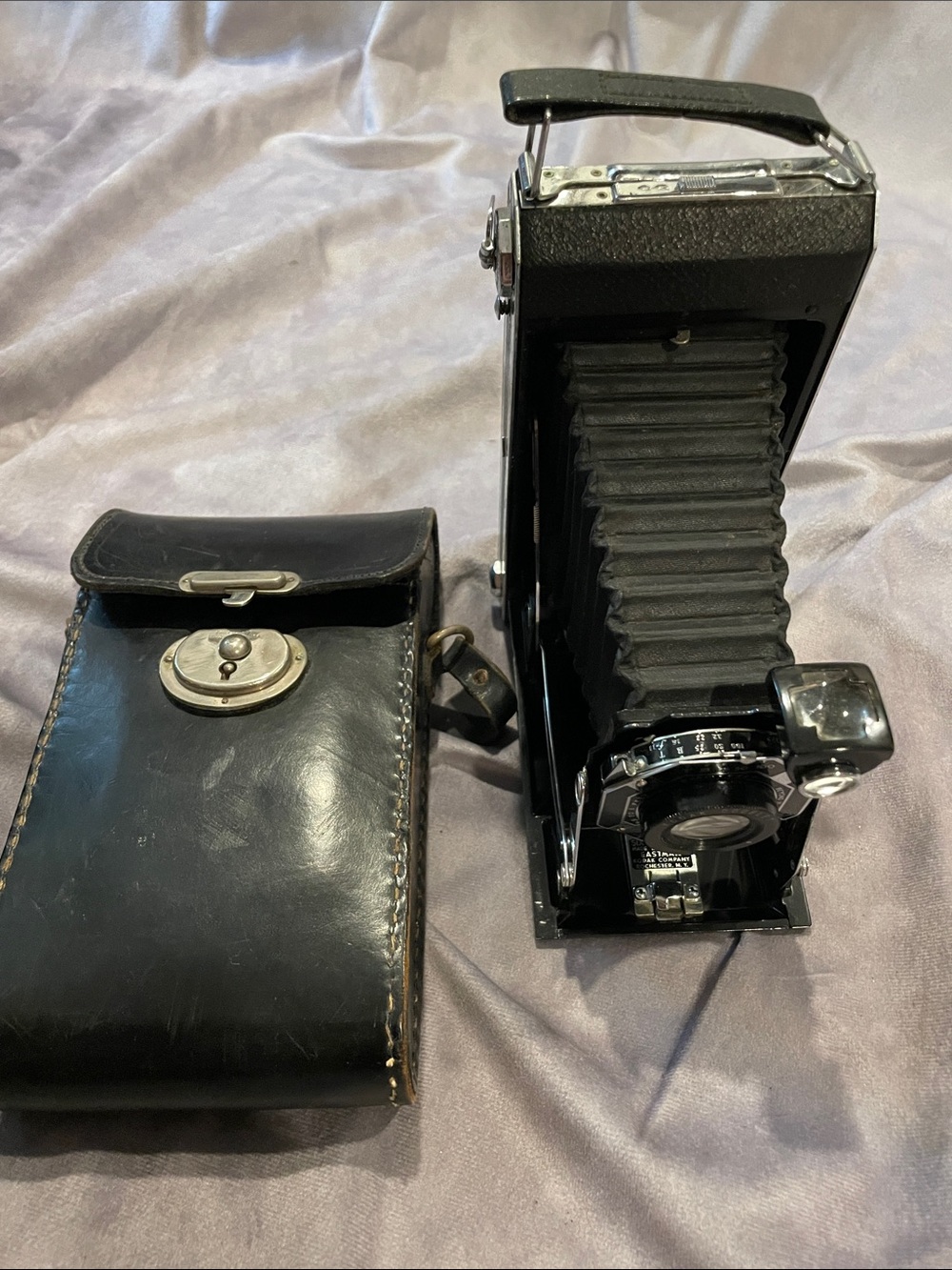 Kodak six 16 Film Camera in Black with Leather Case